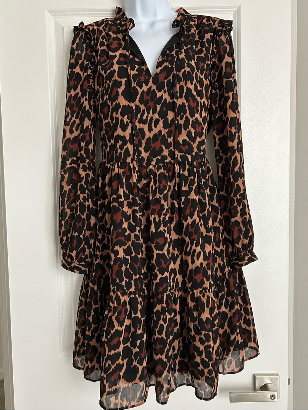 J. Crew Tie-neck dress in  Leopard crinkle chiffon Size Small